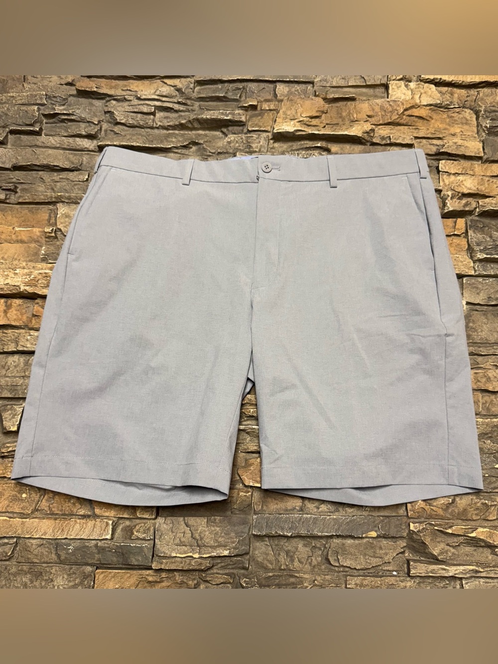 Peter Millar Crown Crafted Surge Performance Golf Shorts Men’s 40 Gray Chino